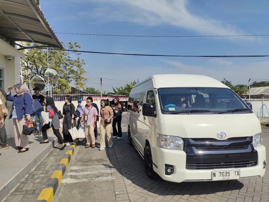 Sewa Mobil Perusahaan di Kawasan PIER Pasuruan